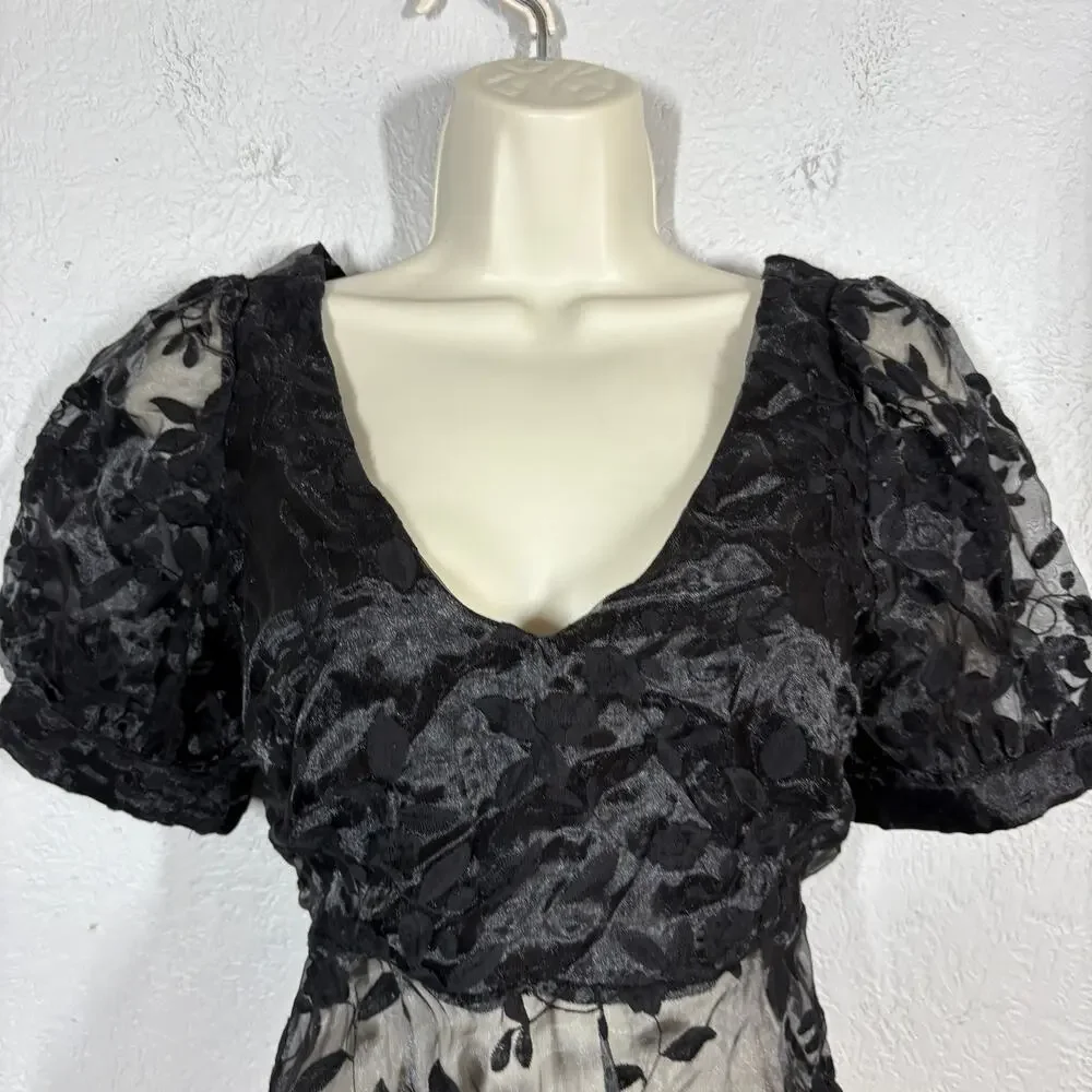 NEW! Lulus Sheer Lace Crop Formal Blouse Top Tie Front Black Formal Floral - S